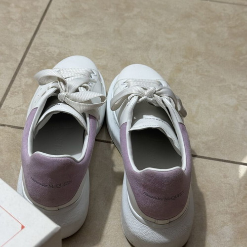 Alexander McQueen sneakers used, size 38, white