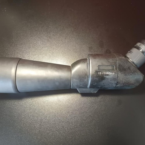 Telescope like new with sturdy construction and good material