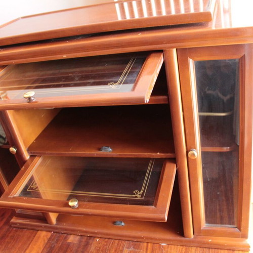 TV and Hi-Fi Cabinet used with bar