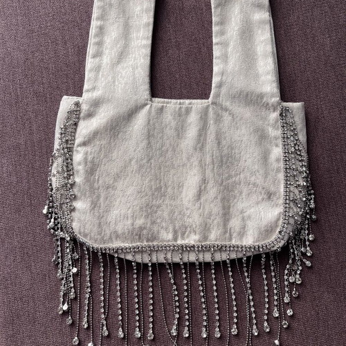 Eiko_ai Tins bag silver metallic mini handbag with crystal fringes