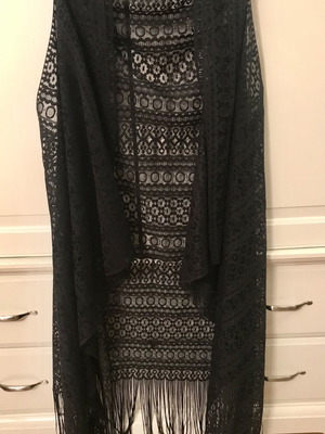 Beach cover up with fringes new black