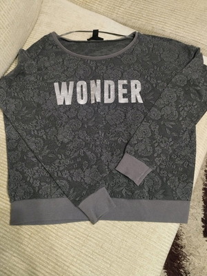 Jennifer blouse like new, gray silver, size S