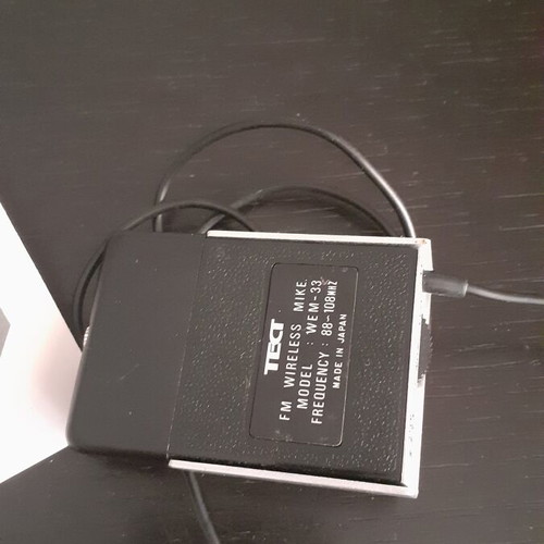 Wireless FM microphone used with case and prospectus