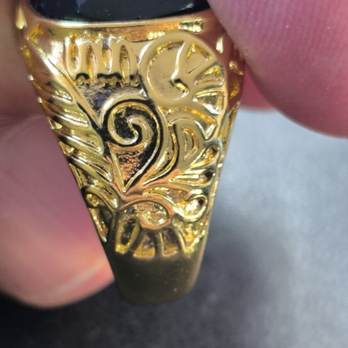 Signet ring gold with black stone vintage style