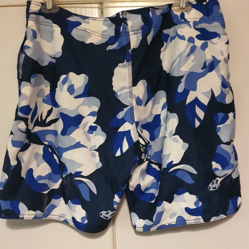 GAP swim shorts with blue floral pattern size L like new