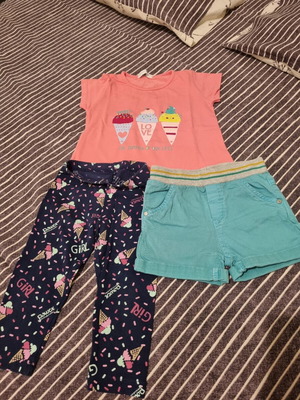Girl clothing set used, leggings shorts and blouse for 1 year old