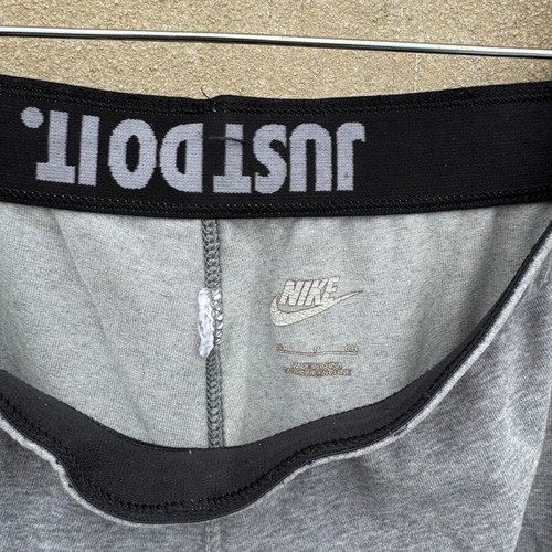 Nike legging like new, size no S-M, black and grey