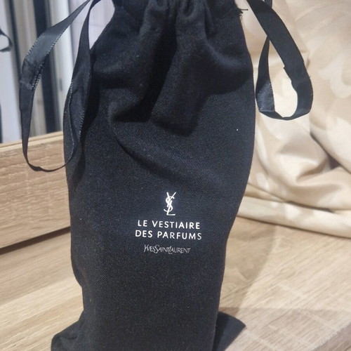 Yves Saint Laurent Le Vestiaire Des Parfums 36 Oran Scented Candle 75g new with pouch