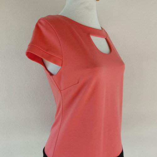 Blouse size L new, unworn without tags