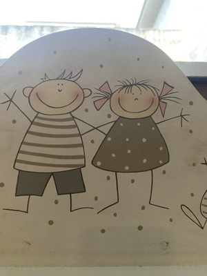 Wooden children's hanger Sis Sandro like new, white and gray with drawings