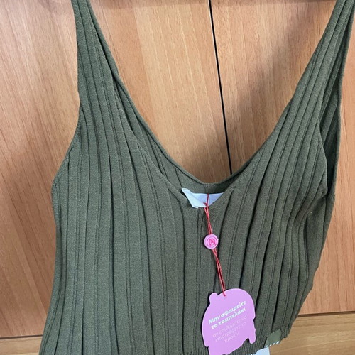 Karavan top L/XL green new with tags