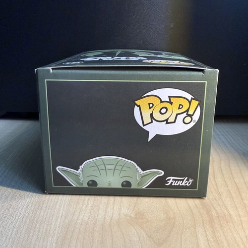 Funko Pop Star Wars Yoda Green Deco 2021 Spring Convention Limited Edition Mint
