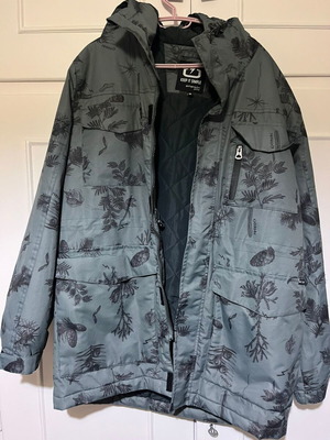 Emerson green jacket like new with leaf patterns