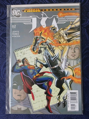 JSA #82 comic like new, Infinite Crisis tie-in