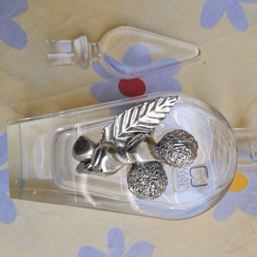 Glass perfume bottle glass line with pewter decoration like new