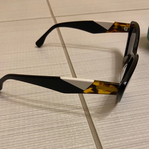 Gianni Venturi sunglasses like new, black and brown