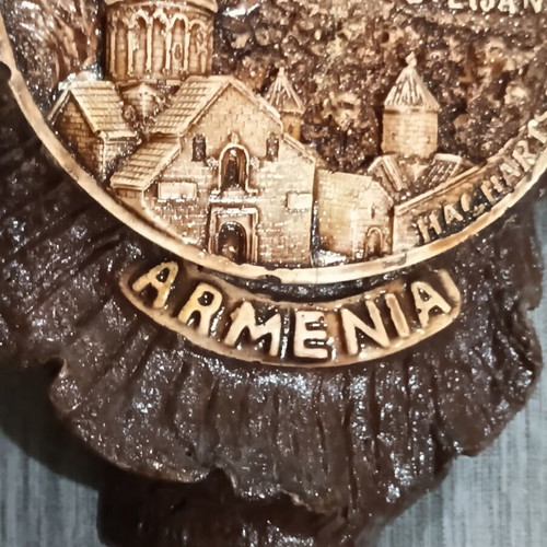 Armenia Cognac 40% Vol sealed, like new, decorative bottle