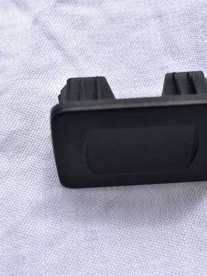 VW Golf 4 γνήσιο κάλυμμα ταμπλό 1J0858180B