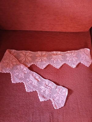 Handmade lace pink, 1 meter length, ideal for bath towel