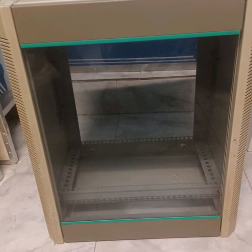 Rack cabinet used