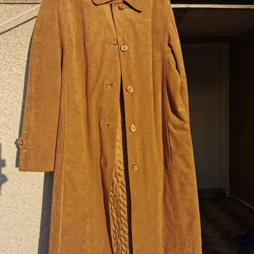 Grosse classic women's suede trench coat with buttons, mustard color