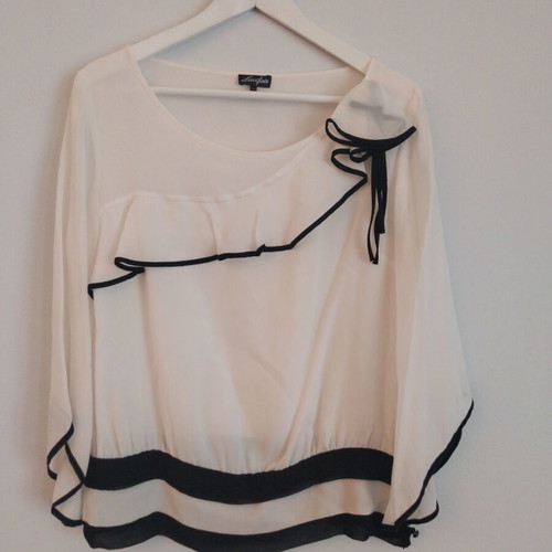 Juci Fair women's silk blouse size 46, black and white