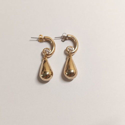 Teardrop gold earrings used with spiral hook design