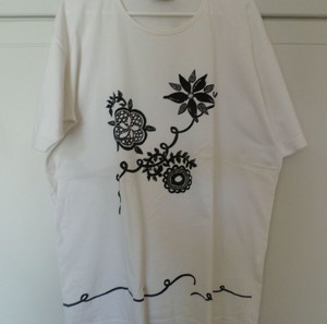 T-SHIRT ΓΥΝΑΙΚΕΙΟ ΑΣΠΡΟ ΜΕ ΣΧΕΔΙΑ