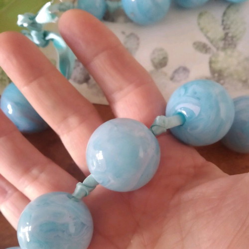 Vintage necklace authentic Dec 50 with pearls in pastel colors new