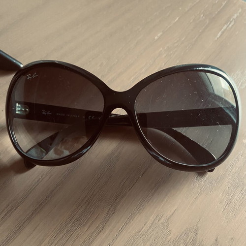 Ray Ban sunglasses used