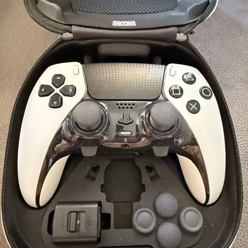 Sony DualSense Edge v2 controller like new with accessories
