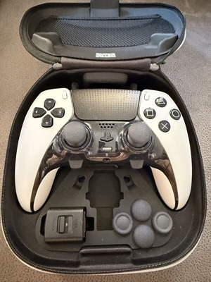 Sony DualSense Edge v2 controller like new with accessories