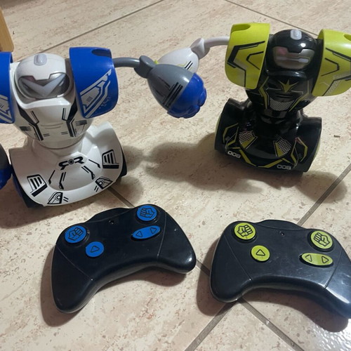Robots fighters set used