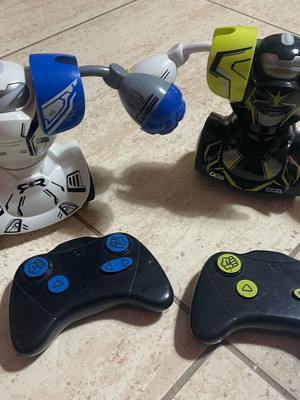 Robots fighters set used