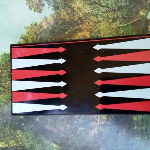 Magnetic backgammon travel game like new