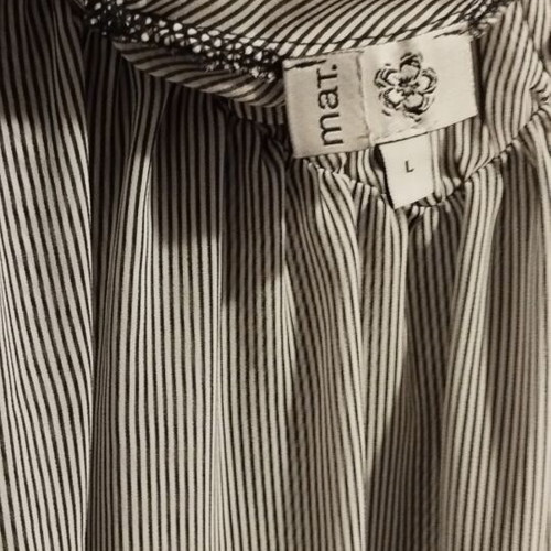 Mat Shirt like new, colorful fashion piece