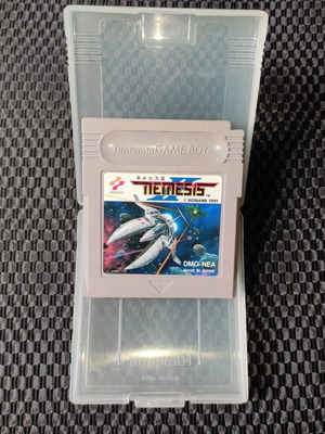 Nemesis Gradius II Nintendo GameBoy used with case