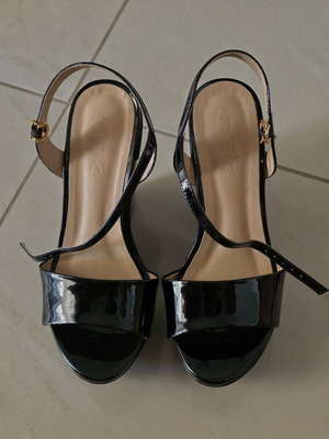 Black leather platform shoe Nak like new, heel height 12cm, size 37