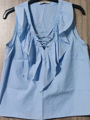 Stradivarius sleeveless cotton top like new, blue