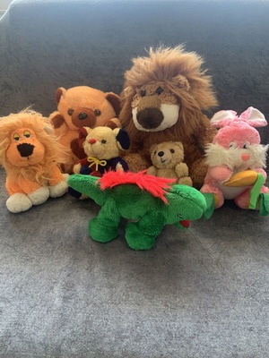 Plush toys used, set of 7 pieces