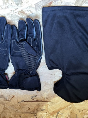 Full face and spring gloves like new