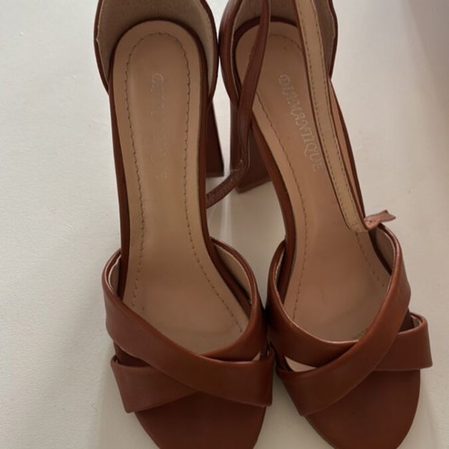 Women's sandals used, brown size 36 with block heel