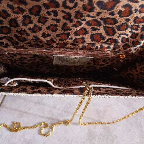 Veta Elegant Envelope Bag new, white with gold shoulder chain