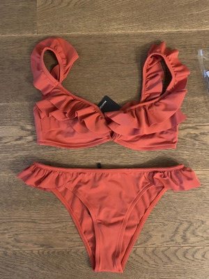 Mango swimsuit Small new, red