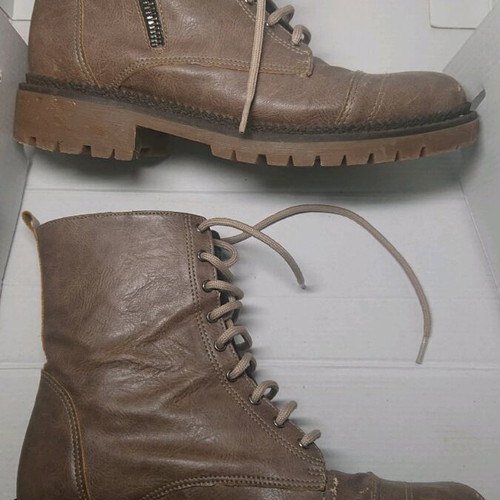 Gray ankle boots size 39 used with extra laces