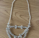 Necklace new, white