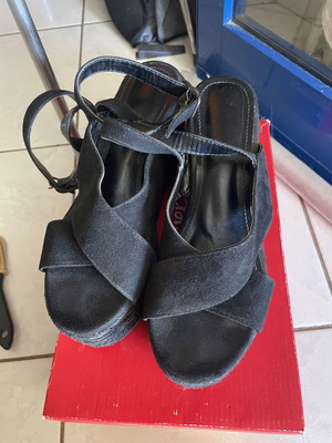 Espadrilles leather platform sandals black size 37 like new