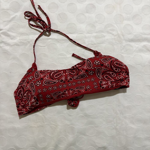 Tezenis bikini top like new, red patterned, size S