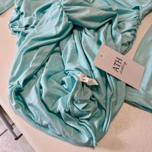 Elastic dress new with tags, size L, turquoise, back opening