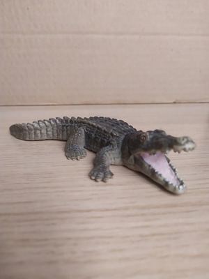 Φιγούρα Κροκόδειλος Schleich 16 εκατοστά σαν καινούργιο